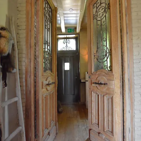 Group With Private Pool And Sauna